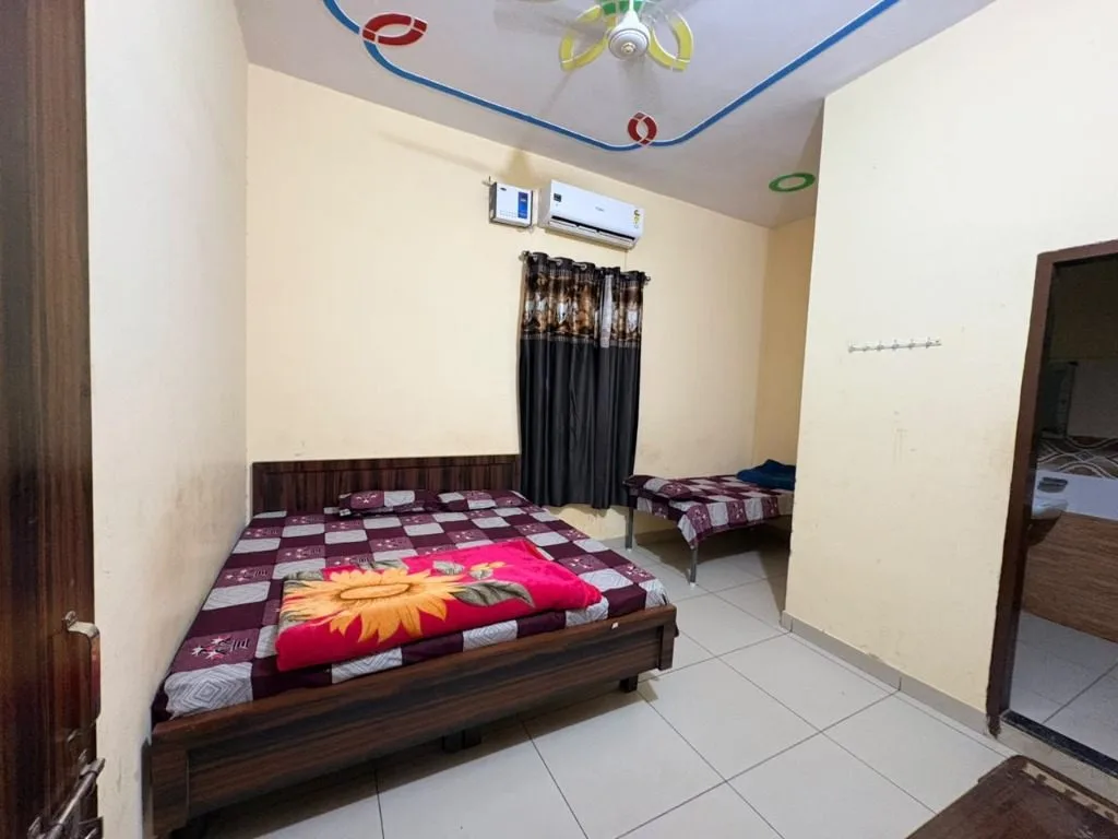 Air cooler non-AC guest room at Hotel Jangid Gogamedi